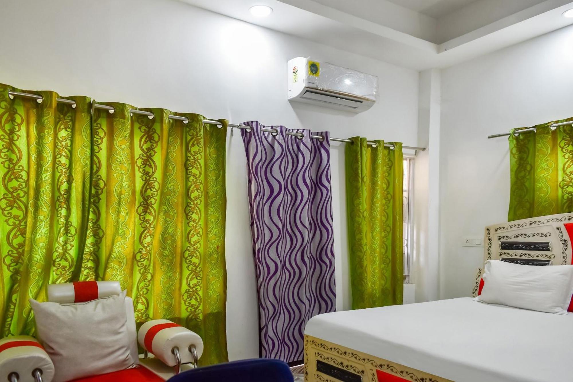Super Hotel O Pradhan Nagar Siliguri Esterno foto